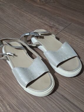 Girls Elephantito Metallic Silver Slingback Sandals